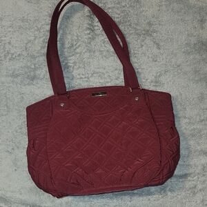 VERA BRADLEY - Quilted Burgundy Shoulder Handbag